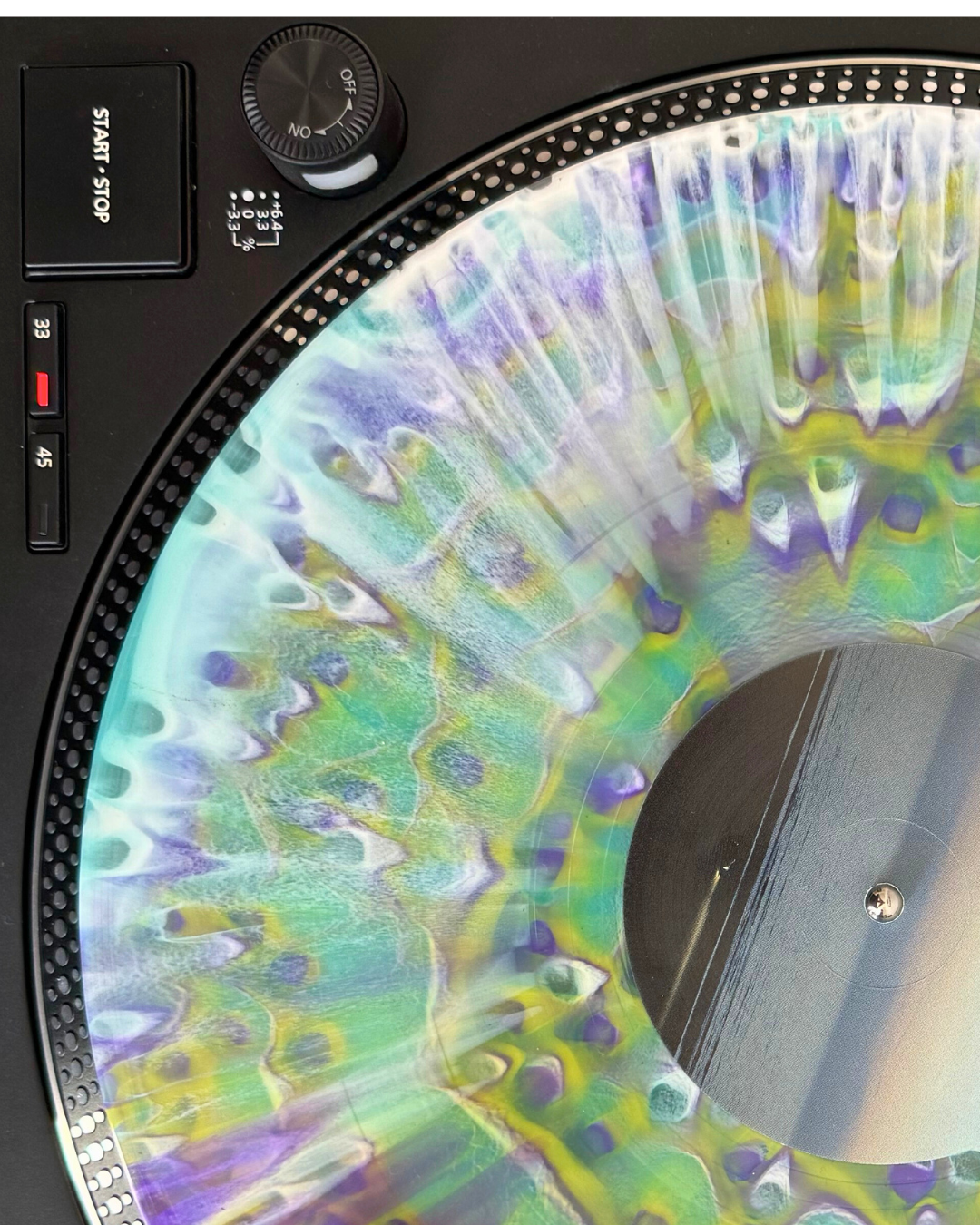[LIMITED EDITION] How To Disappear (Colored Vinyl)