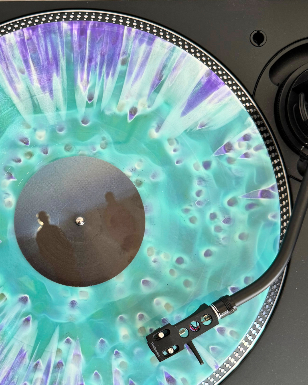 [LIMITED EDITION] How To Disappear (Colored Vinyl)